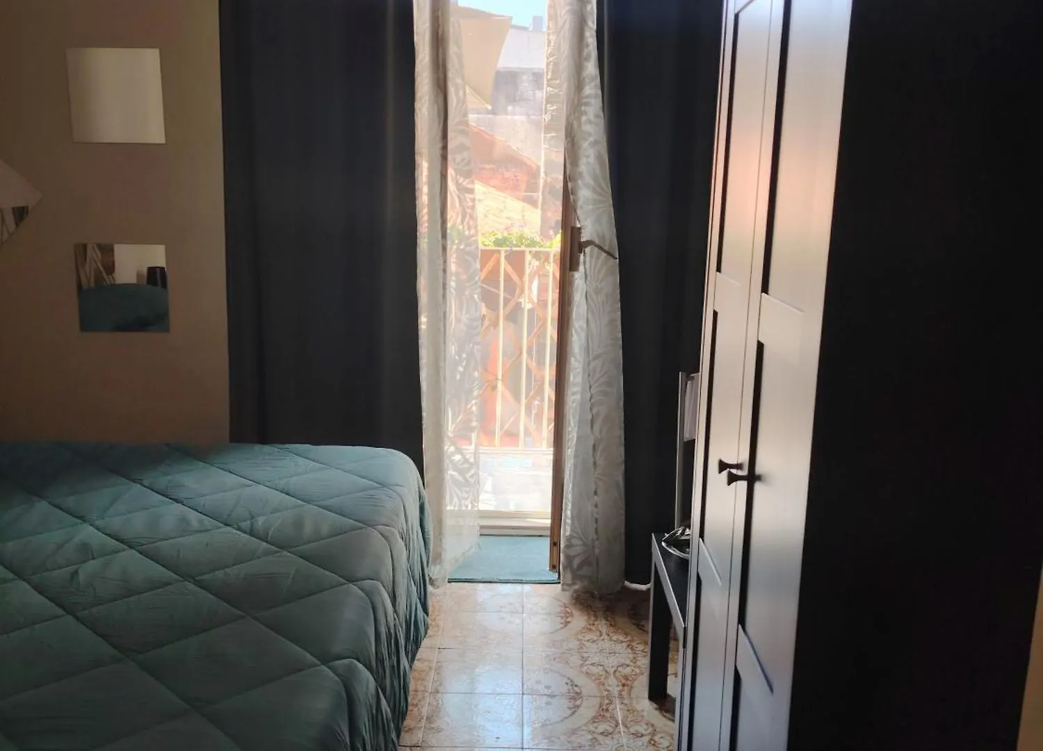 Carmen House Hotel Catania 0*,  Italy