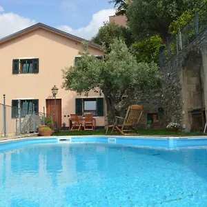 Ca Da Muntà Bed & Breakfast Arenzano